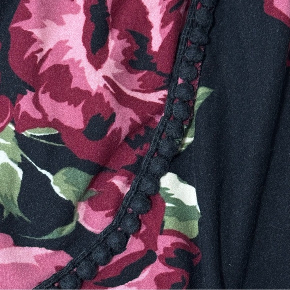 Burgendy Rose Hot Kids Shorts - Picture 5 of 13